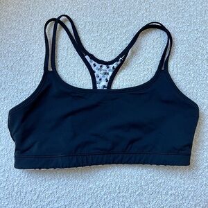 GAP Reversible Black & White Women's Sports Bra, size S